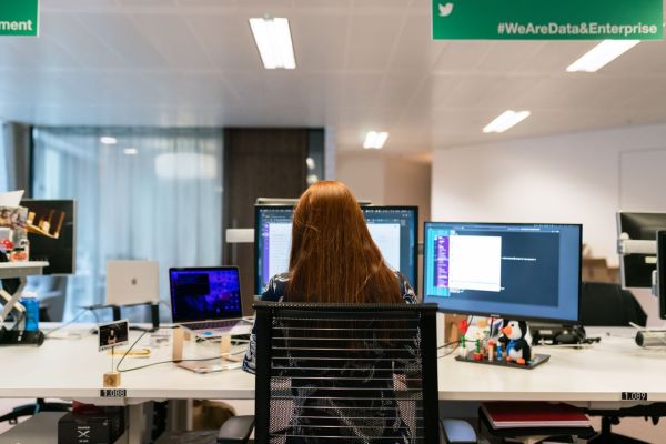 Devenir data engineer : les étapes clés pour réussir votre carrière !